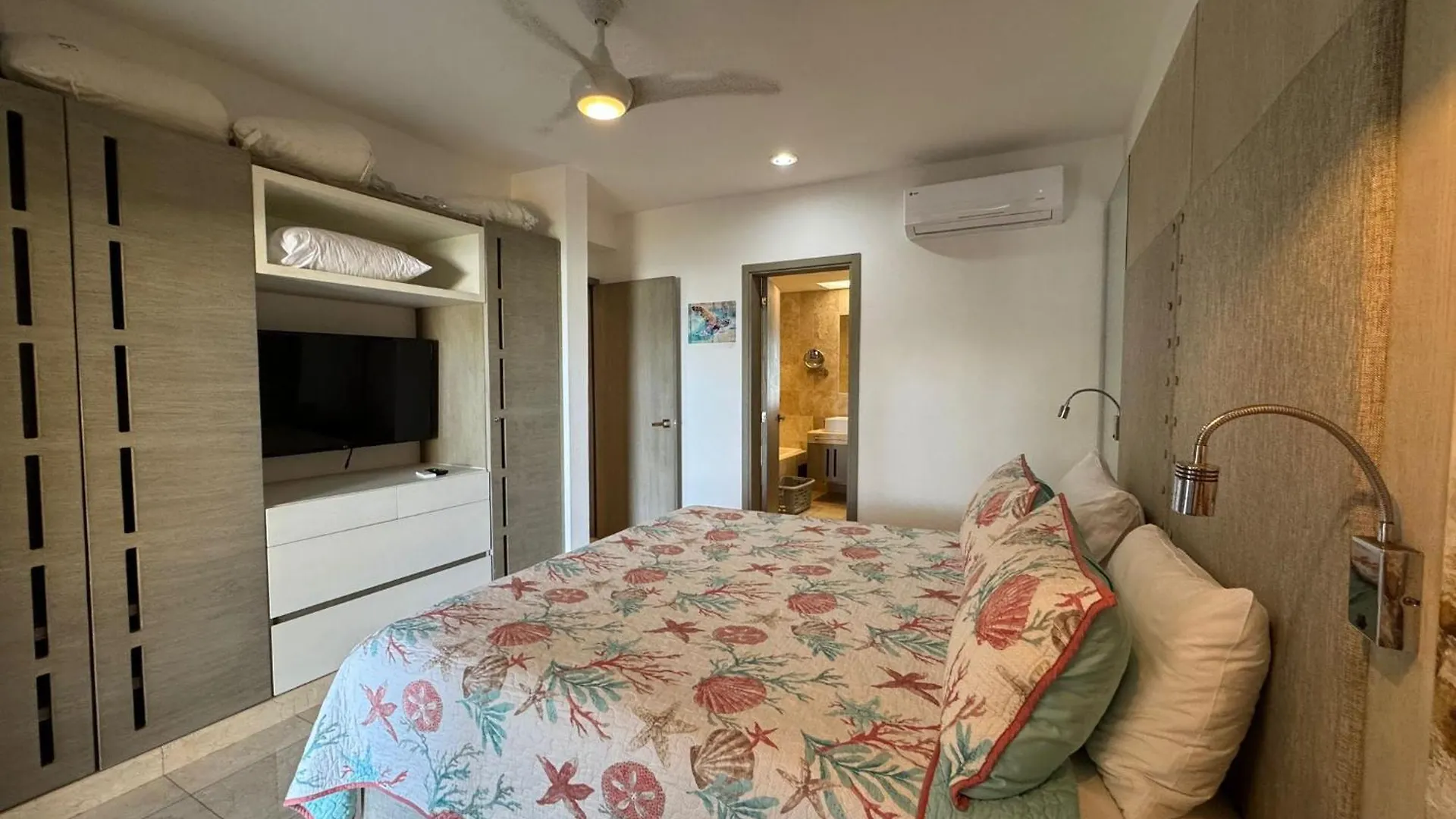 El Faro 102 Coral Apartment Playa del Carmen Mexico
