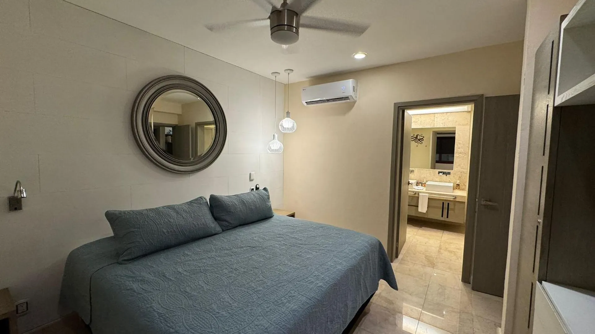 El Faro 102 Coral Apartment Playa del Carmen Mexico